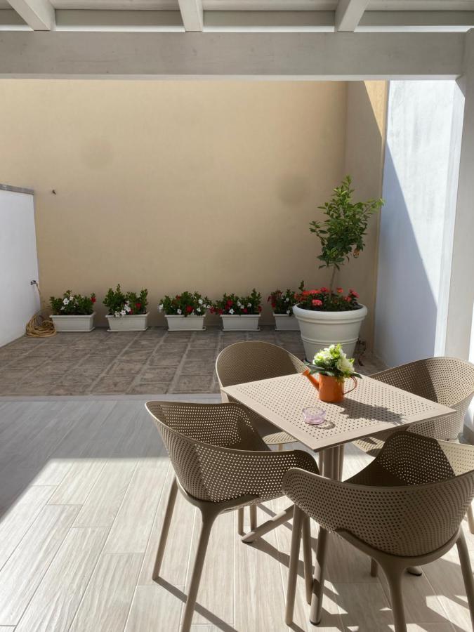 Naturelais Monopoli Bagian luar foto