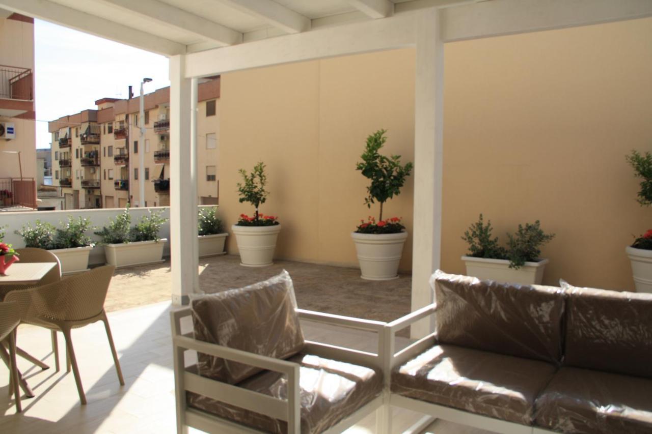 Naturelais Monopoli Bagian luar foto