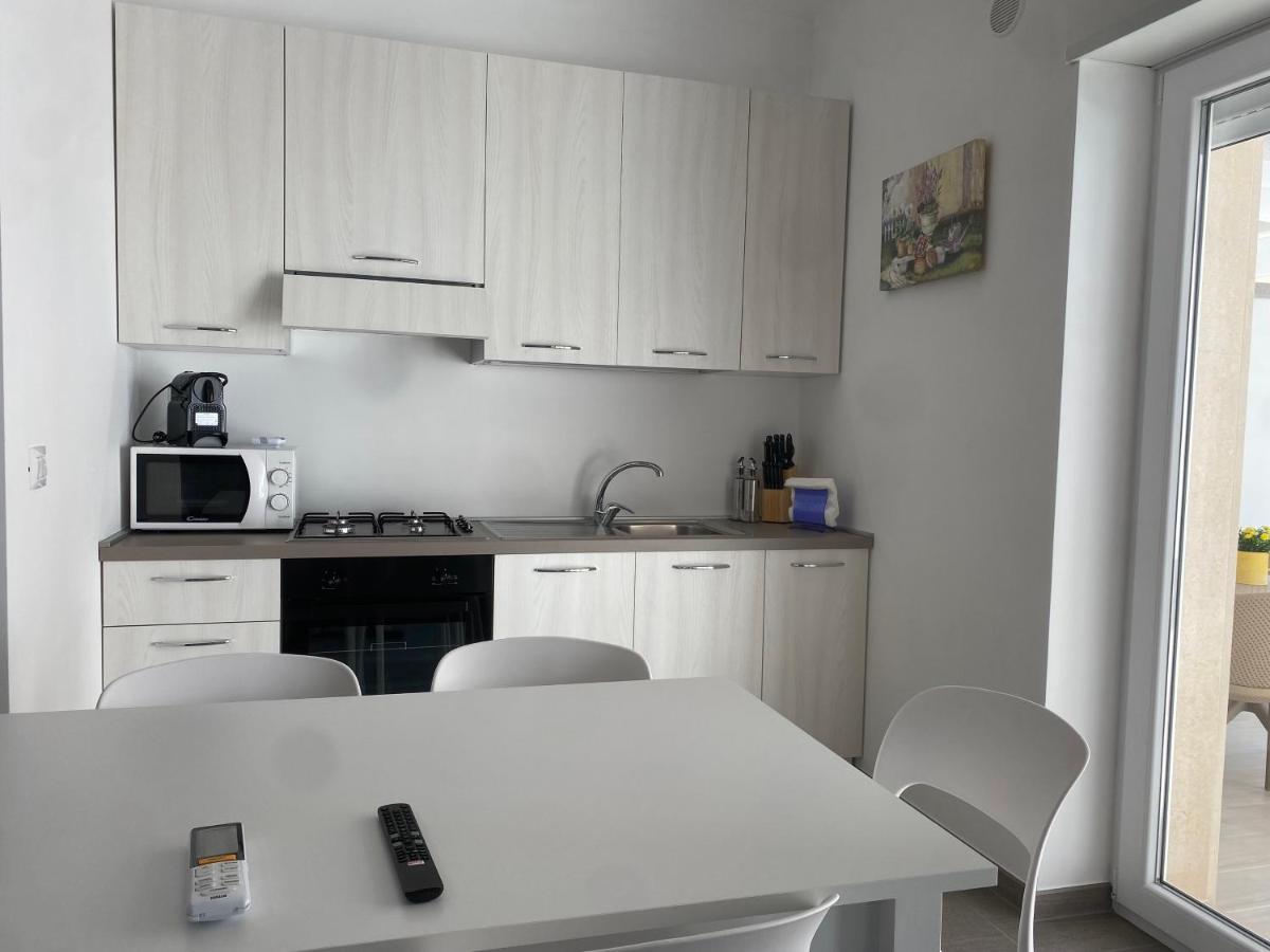Naturelais Monopoli Bagian luar foto